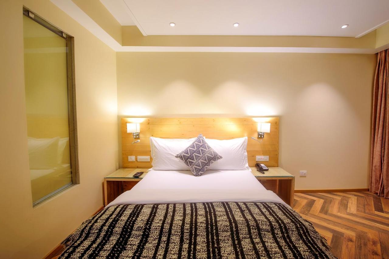 Naturevilas Sarovar Portico - Centrally Heated مايالي المظهر الخارجي الصورة