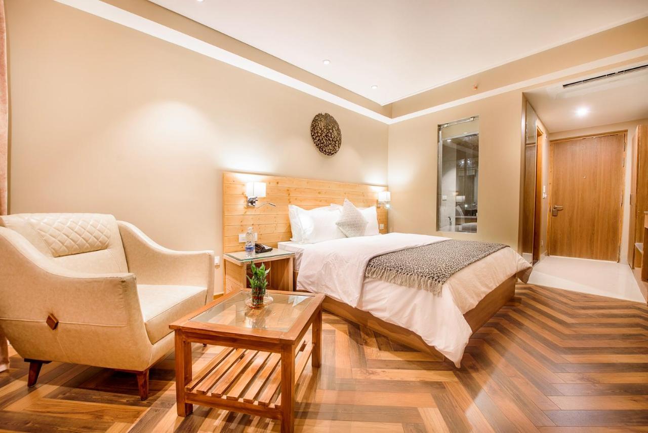 Naturevilas Sarovar Portico - Centrally Heated مايالي المظهر الخارجي الصورة